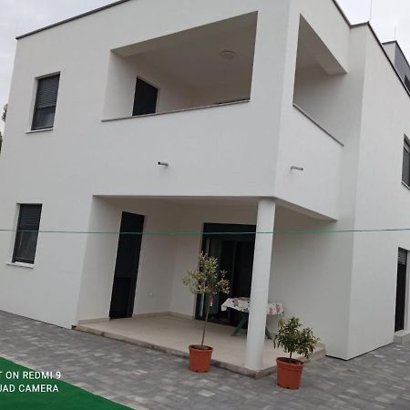 Apartman Franc S Vir Dış mekan fotoğraf